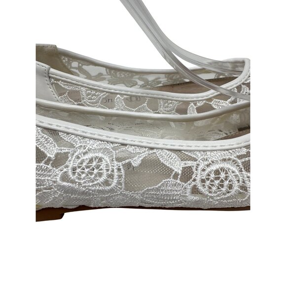 Greatonu Women's Flats Cut Out Round Toe Slip On Floral Ballet Flat Size 5.5 - Picture 2 of 11